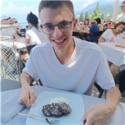 Offro ripetizioni individuali in presenza e online per studenti di scuole elementari e medie.